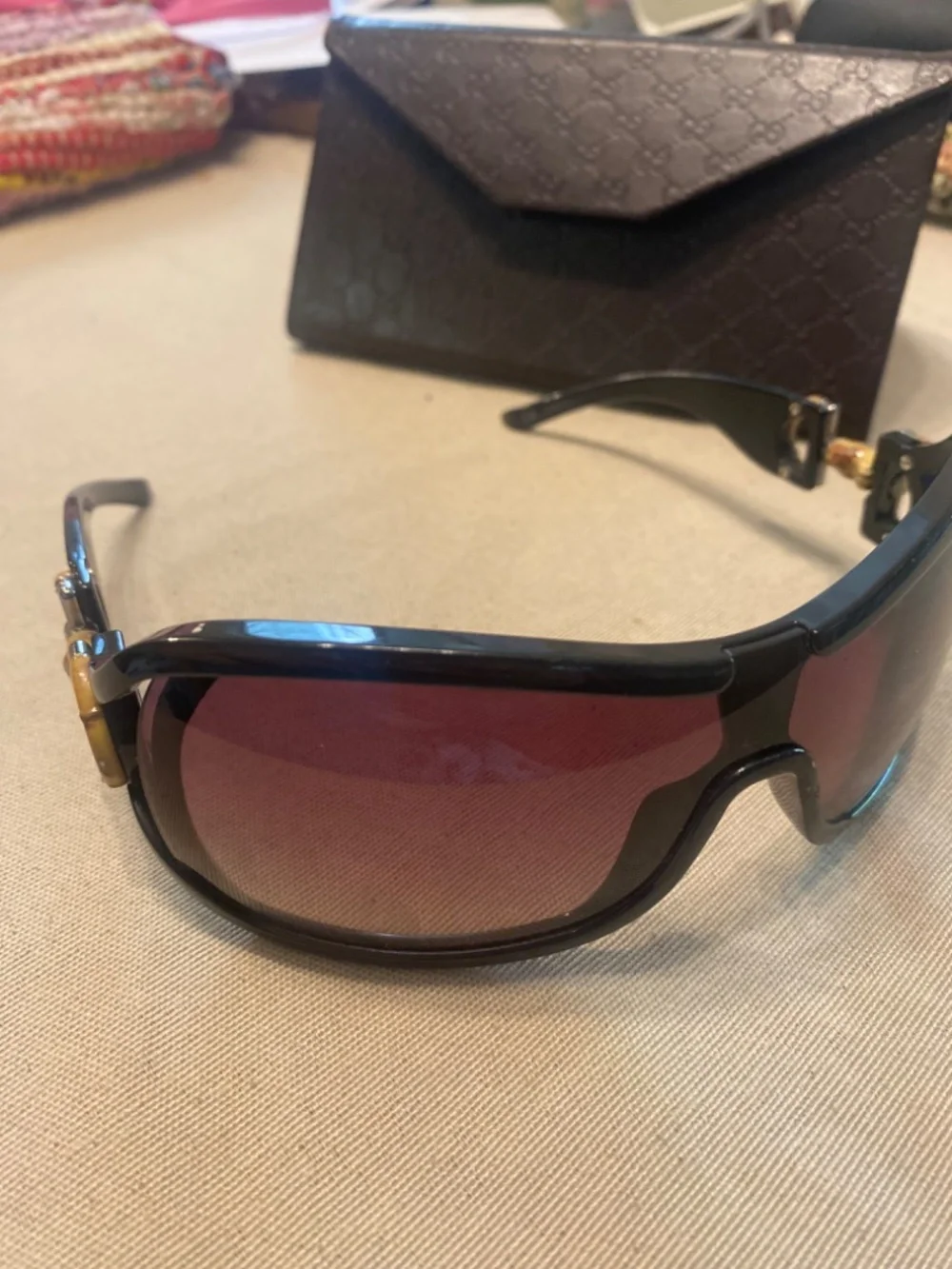 Gucci horse-bit shield sunglasses